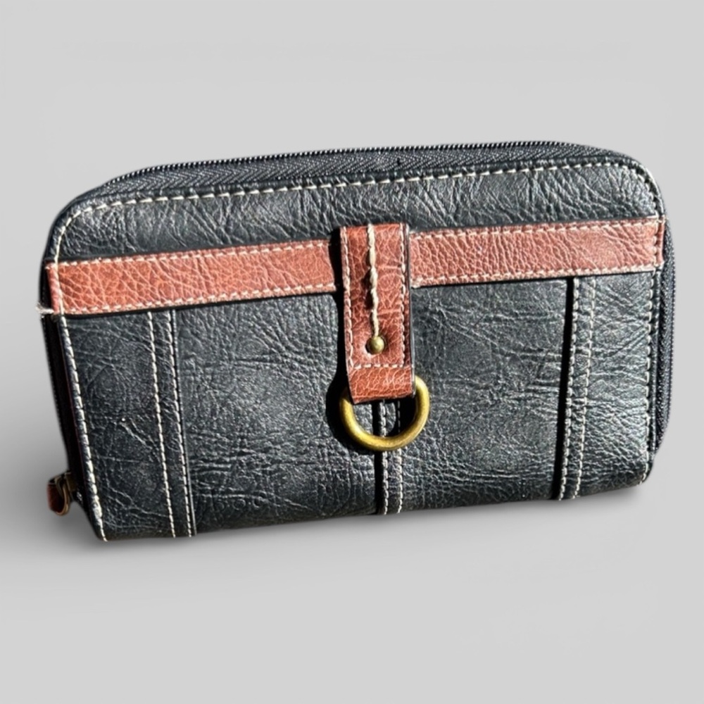 B.O.C. Born Concept black and tan retro western zip around wallet vegan leather